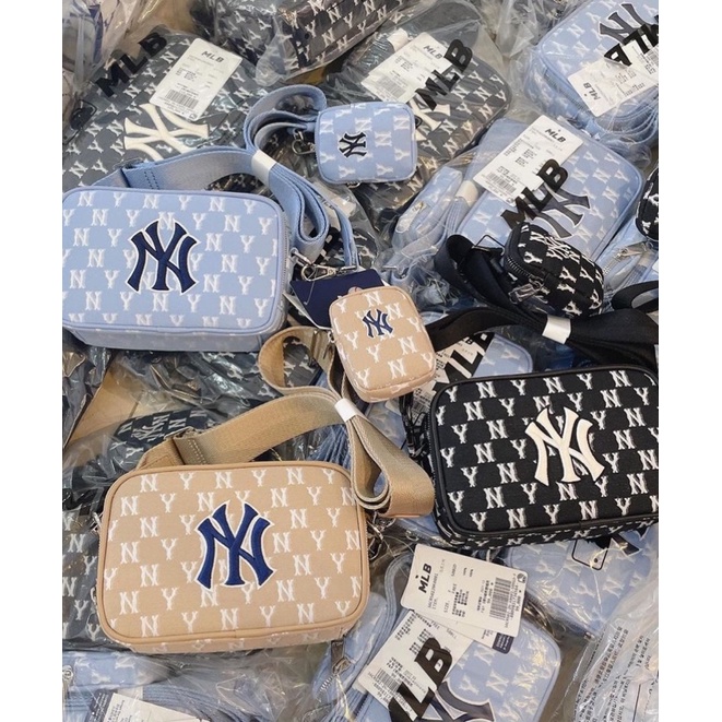 (TQXK 1:1)Túi đeo chéo 3 màu hàng sẵn chuẩn xịn size 18