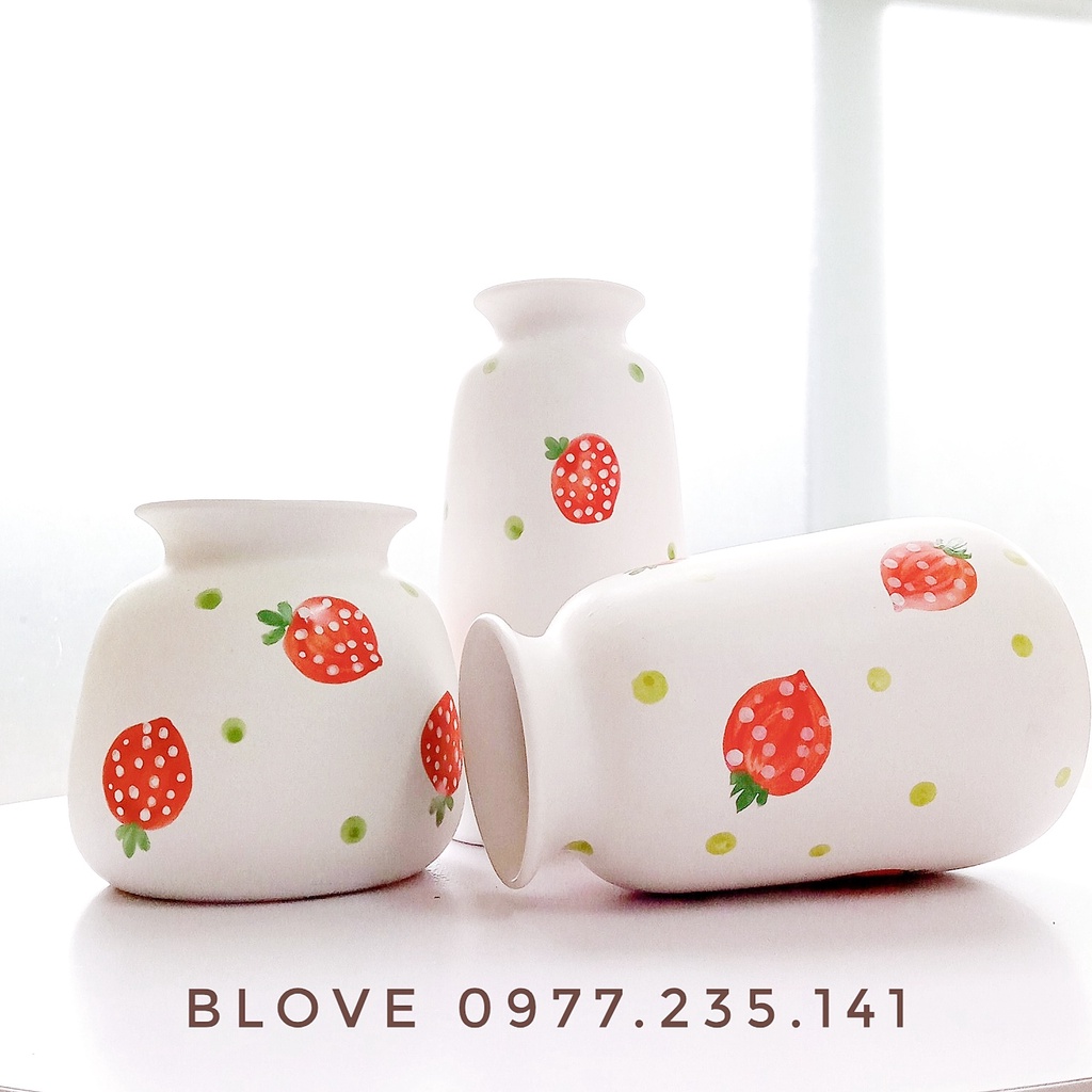 Bình hoa dâu tây,Lọ hoa gốm sứ bát tràng cao cấp, vẽ họa tiết thủ công - Trang trí nhà cửa,Decor,Quà tặng doanh nghiệp