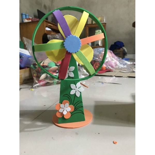 Quạt điện đồ dùng mầm non