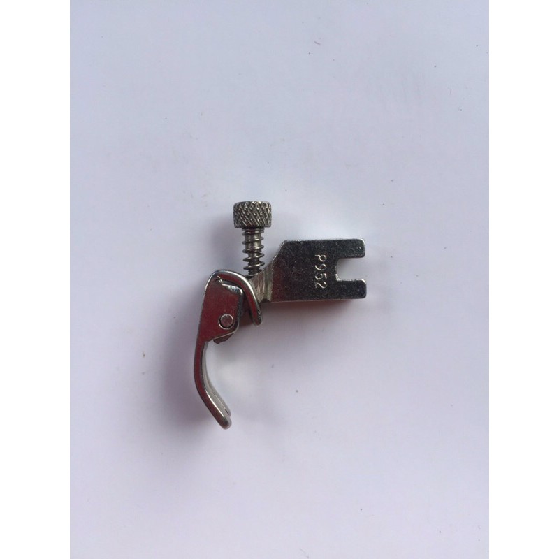 Chân vịt nhún có óc P952
