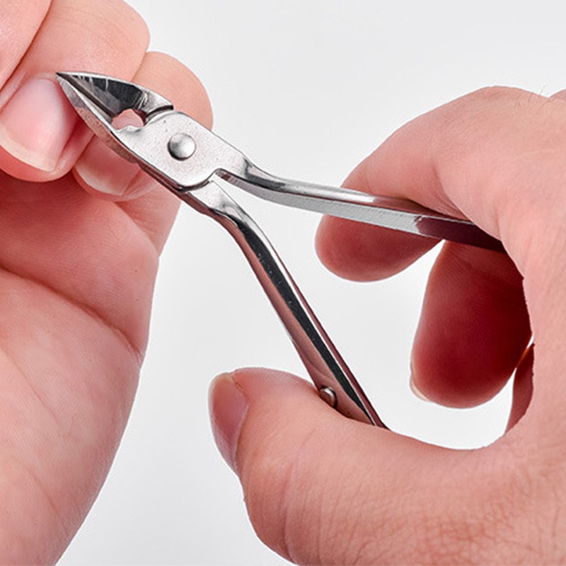 Kềm cắt móng tay / nhặt da chết mũi nhọn