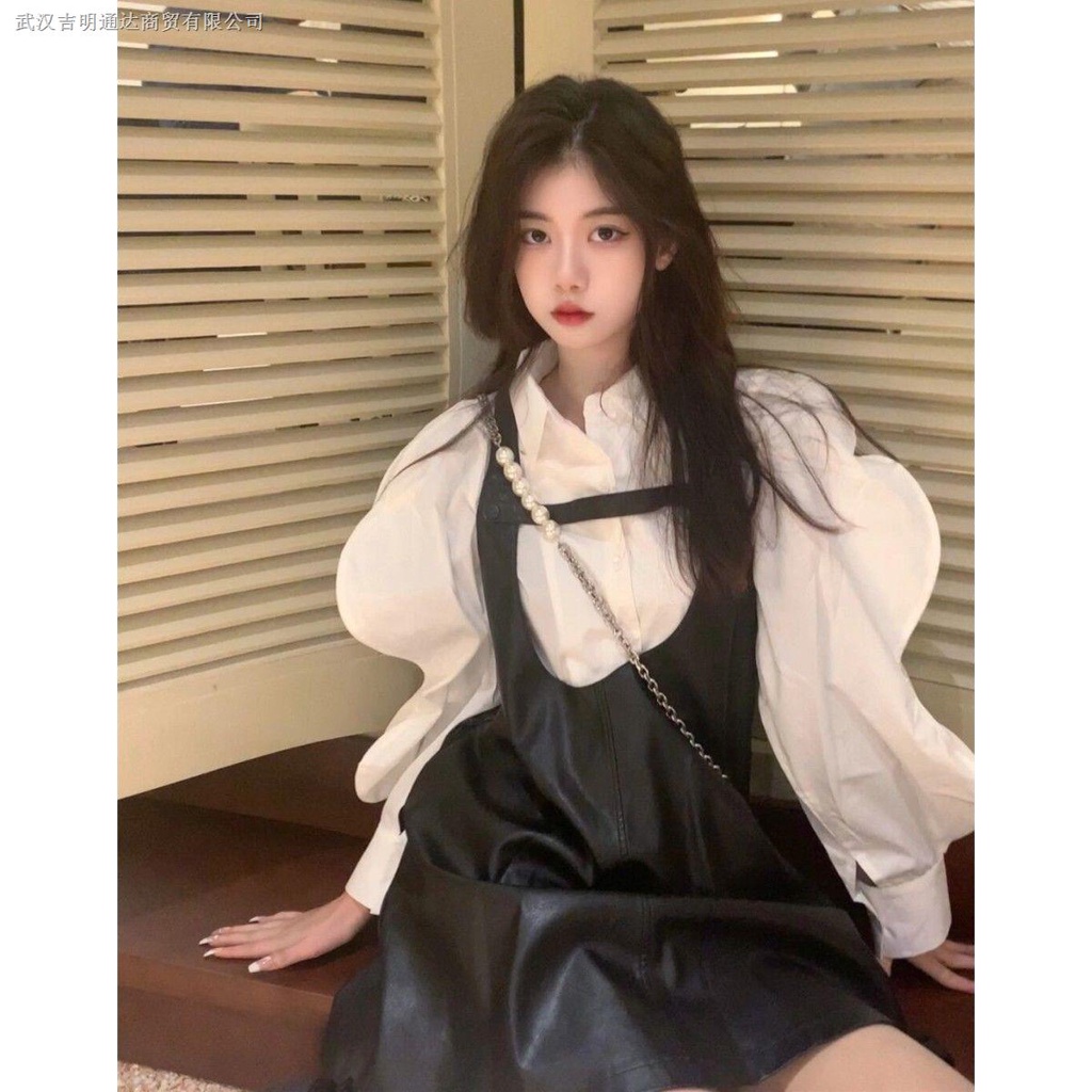 Set áo sơ mi tay phồng màu trắng kèm đầm hai dây thiết kế mới thời trang mùa xuân cho nữ (có bán lẻ)