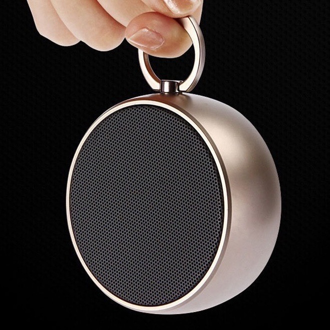 Loa Bluetooth Cầm Tay BS02 - Kèm Móc - Vỏ Nhôm [BS02 Màu Ngẫu Nhiên]