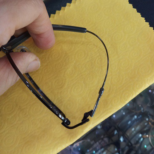 Kính Mắt Titan Siêu Dẻo Cầu Cong Chất Đẹp - Kính Mắt Tiến Thành