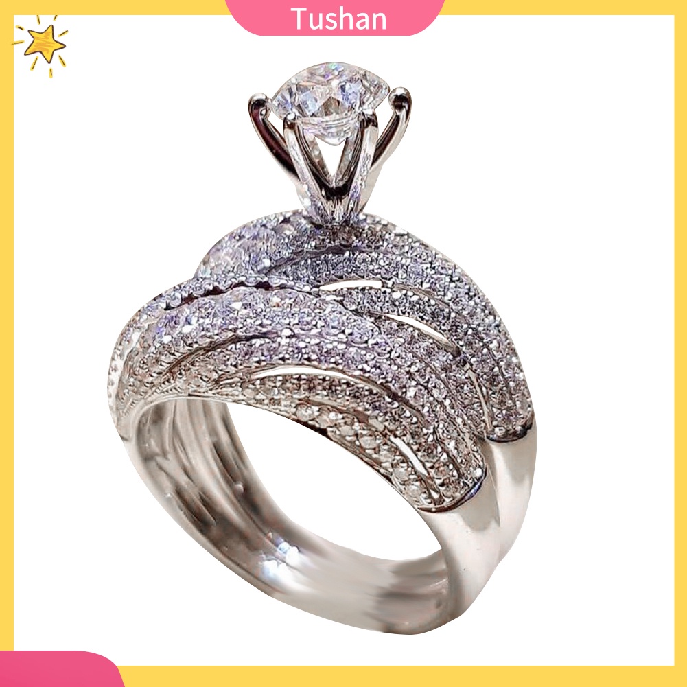 Nhẫn Tròn Đính Đá Cổ Điển