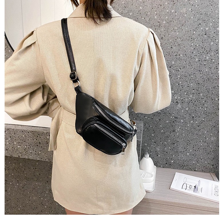 【WSB-KULIT】Túi bao tử đeo chéo nữ, chất liệu da nhân tạo mềm, có dây xích cá tính sành điệu (Màu Đen huyền bí)