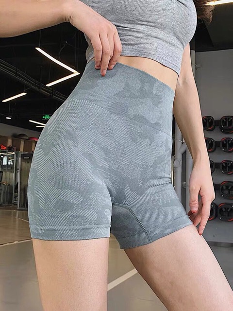 Quần đùi rằn ri nâng mông, gen bụng