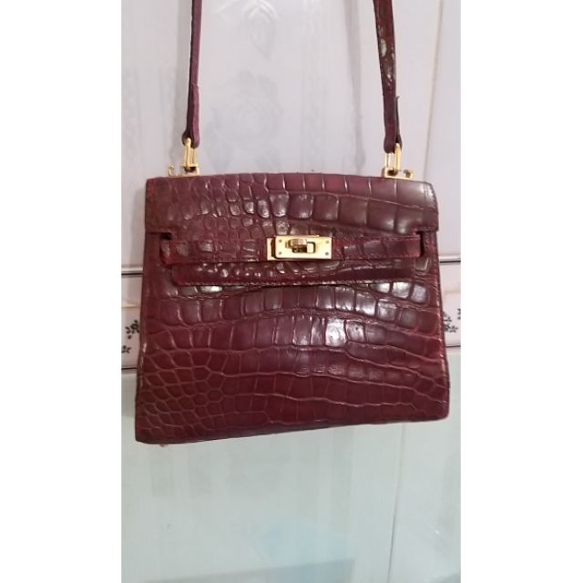 Túi cá sấu sai lí tưởng hàng scodhand phù hợp cho bạn trẻ trung sang chảnh đi làm, đi chơi ..