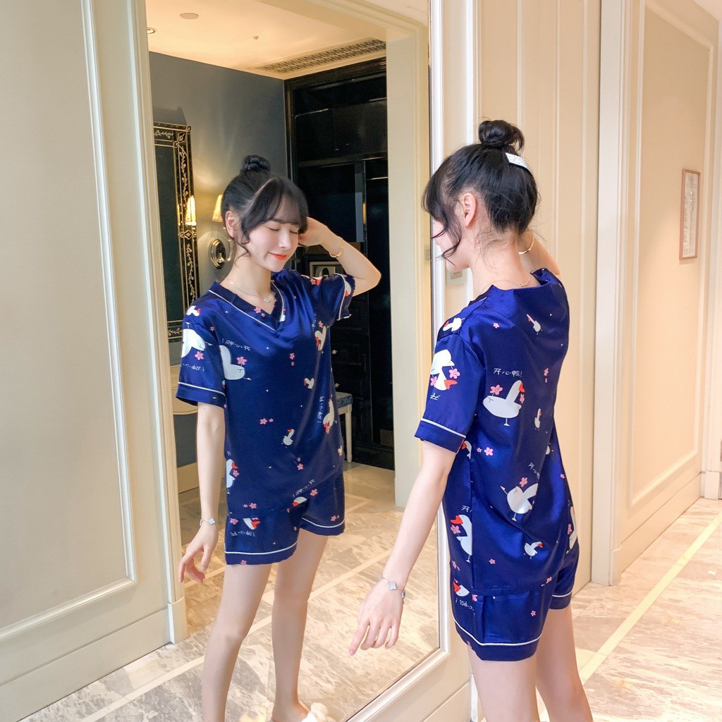 Đồ ngủ pijama lụa nữ cute dễ thương hình Thiên nga xanh