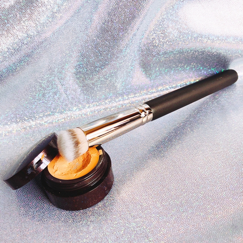 MAC270S professional concealer brush, soft bristles, super grip, fast concealer，makeup brush