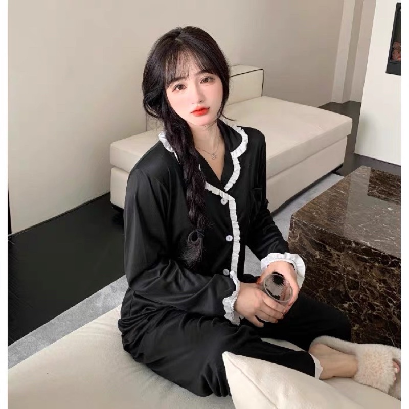 BỘ NGỦ VIỀN HOẠ TIẾT TRẮNG CHẤT POLYESTER MỀM MẠI KHÔNG NHĂN CHUẨN NỘI ĐỊA TRUNG