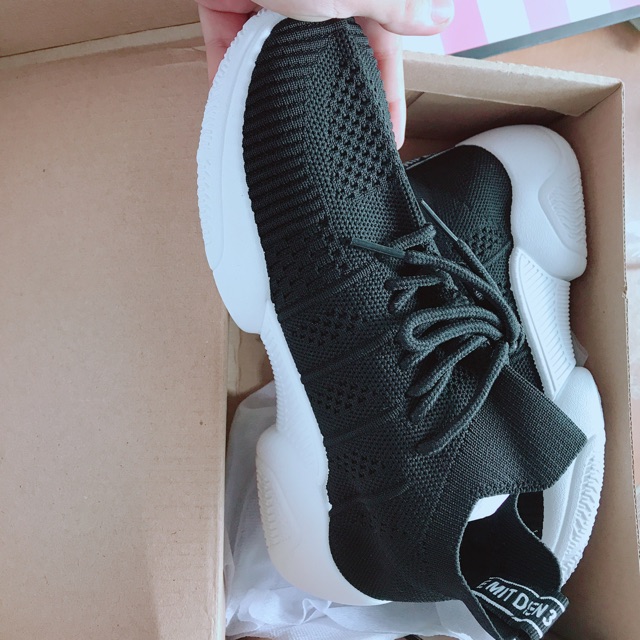 Sneaker bochun size 37 siêu co giãn