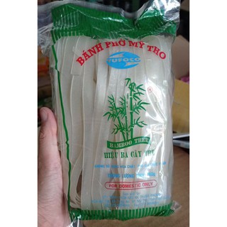 Bánh phở Ba Cây Tre