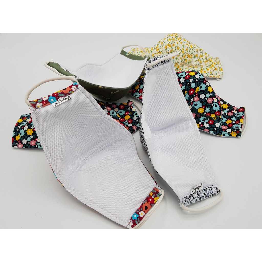 Khẩu trang vải nữ mẫu hoa nhí KT030801 | BigBuy360 - bigbuy360.vn