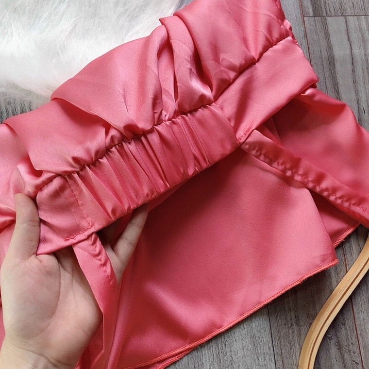 Bộ đồ ngủ 2 dây chất lụa siêu thoáng mát, freesize cho 56kg đổ về | BigBuy360 - bigbuy360.vn