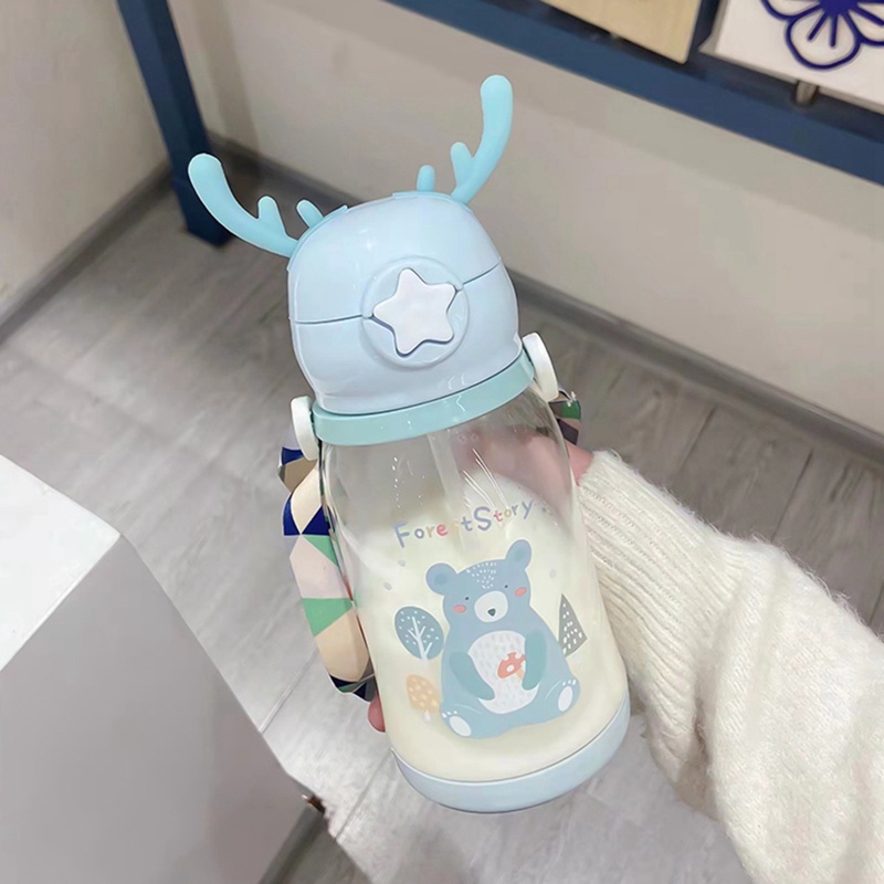 Bình Nước Hình Sừng Hươu Hoạt Hình Có Ống Hút Chống Rò Rỉ Cho Bé