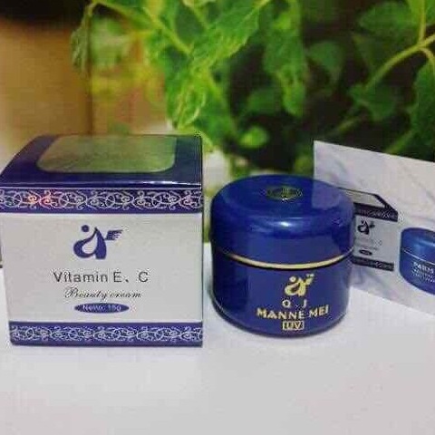 Kem dưỡng trắng da Vitamin E, C MANNE MEI 15gr