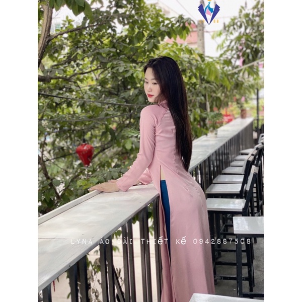 Áo dài đẹp, áo dài truyền thống Lụa mềm, mịn, mướt mặc mát và sang.