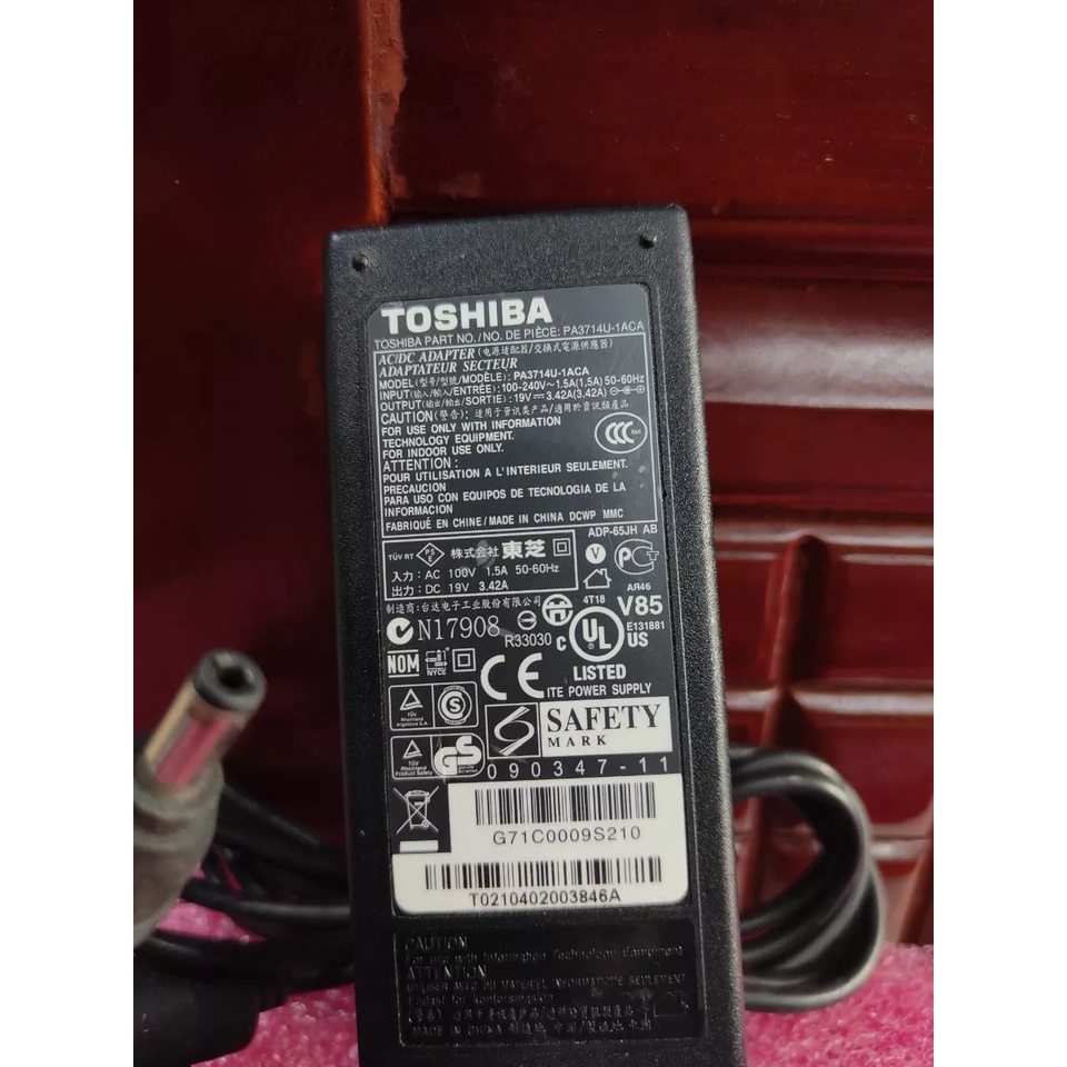 Sạc Laptop Toshiba Đầu Phổ Thông 19V-3.42A  zin bóc máy  - Full Cáp Nguồn