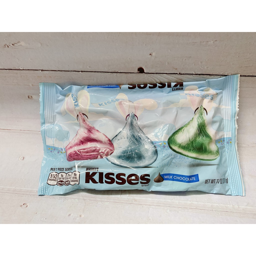 Socola sữa Hershey’s Kisses Milk Chocolate Holiday 311g