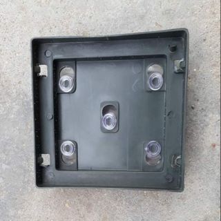 1 khay hít chân không vuông