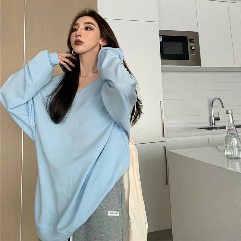 Áo thun tay dài cổ V dáng basic