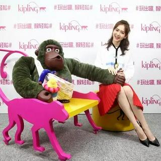 cửa hàng phụ kiện cao cấp