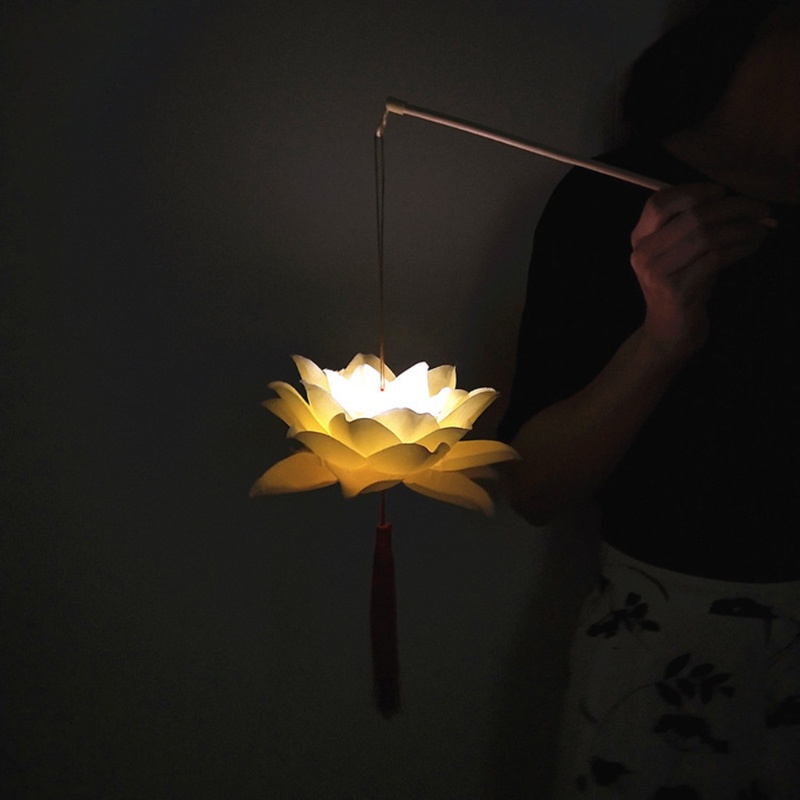 Đèn lồng phát sáng hình hoa sen cho các bữa tiệc