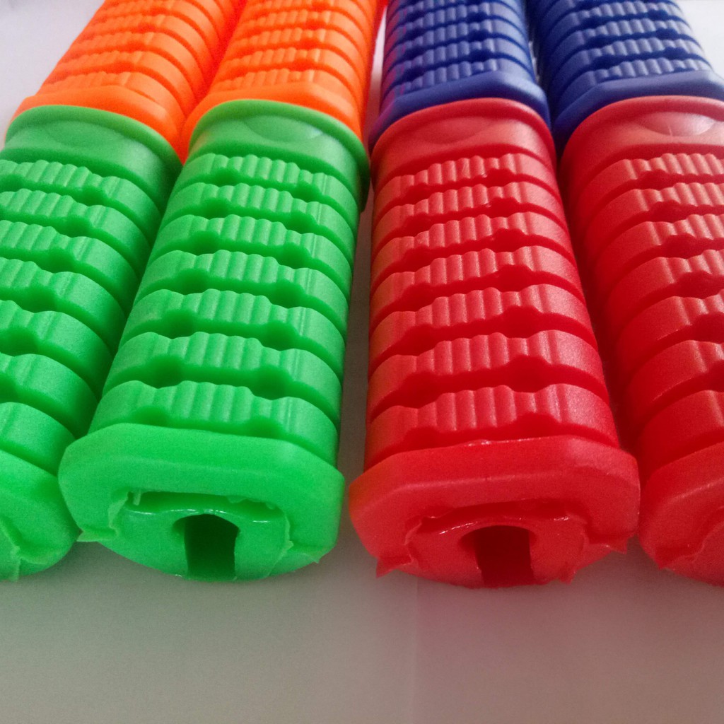 Bộ gác chân trước và sau cao su màu cho xe số