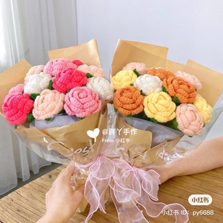 Bó hoa 5 bông làm bằng len móc