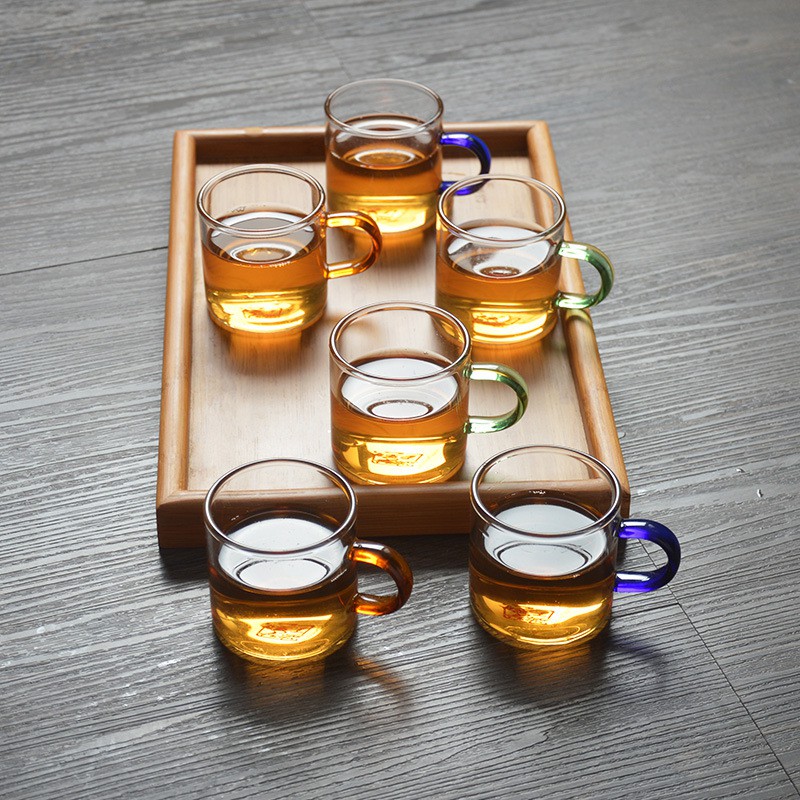 CHÉN TRÀ THỦY TINH CHỊU NHIỆT QUAI MÀU - SET 6 CHIẾC 120ML
