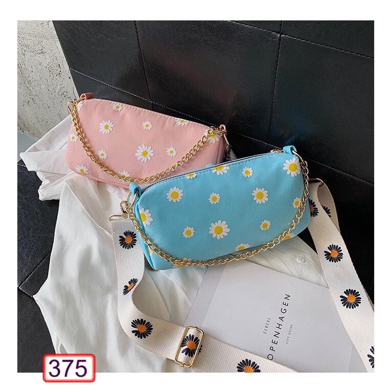 Túi Xách Dự Tiệc Đeo Chéo Dây Xích Hoa Cúc Hot Trend