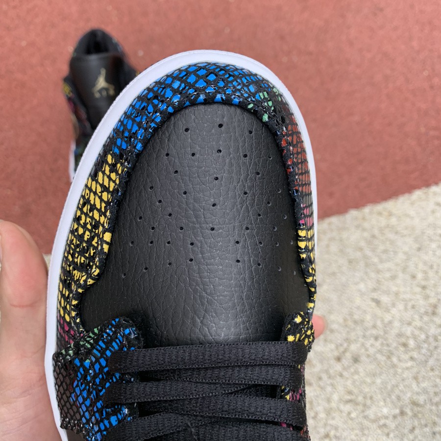 Đôi Air Jordan 1 Low WMNS “BHM” AJ1 Mới 2020 Cánh bay mạ vàng Serpentine CW5580-001