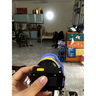 ĐÈN PIN ĐỘI ĐẦU COMET CRT1611B