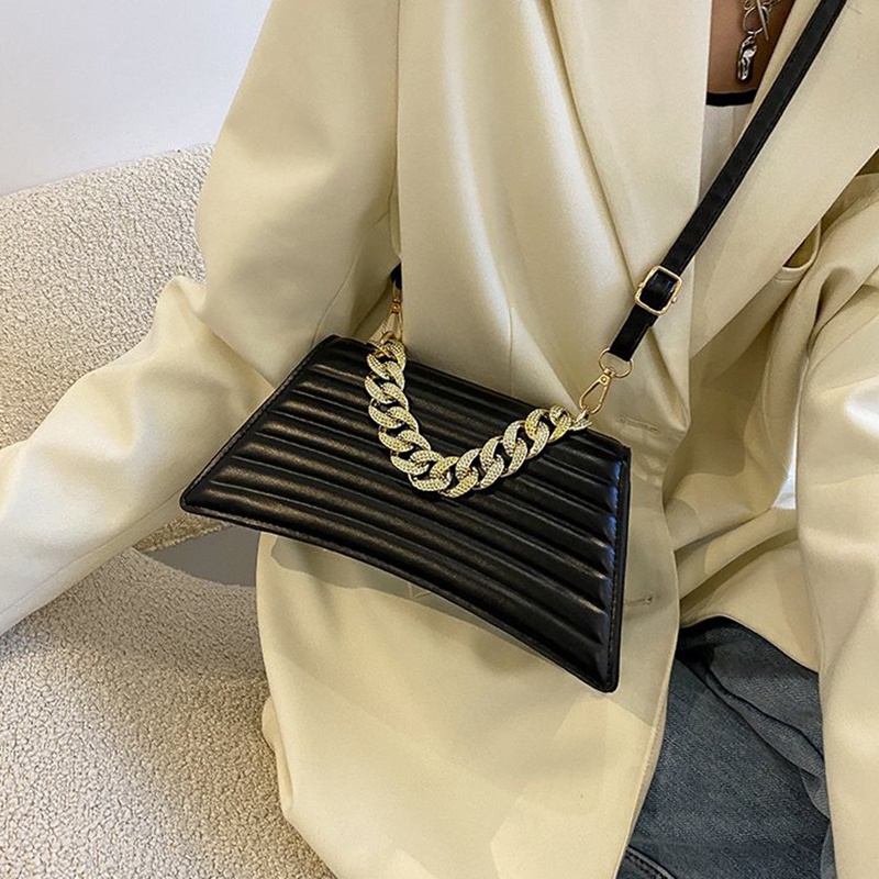 Túi xách IELGY phối chuỗi dây xích phong cách retro hàn quốc thời trang cho nữ