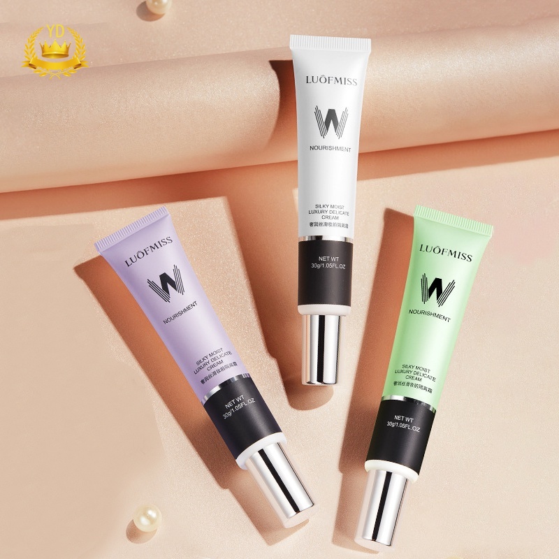 Kem Lót Trang Điểm 3 Màu Làm Sáng Da Che Khuyết Điểm Lỗ Chân Lông