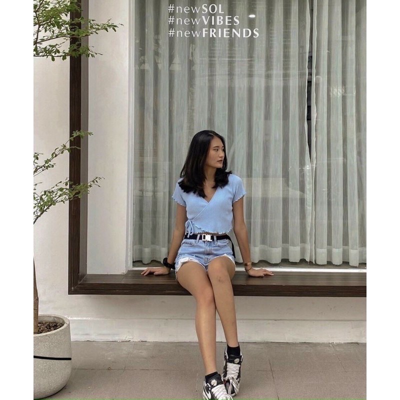 áo kiểu đắp chéo cột dây viền xoắn thun gân dáng crop top xinh xinh