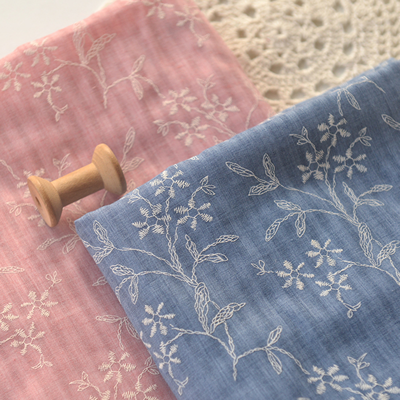 Vải may sườn xám họa tiết hoa lá chất liệu cotton polyester