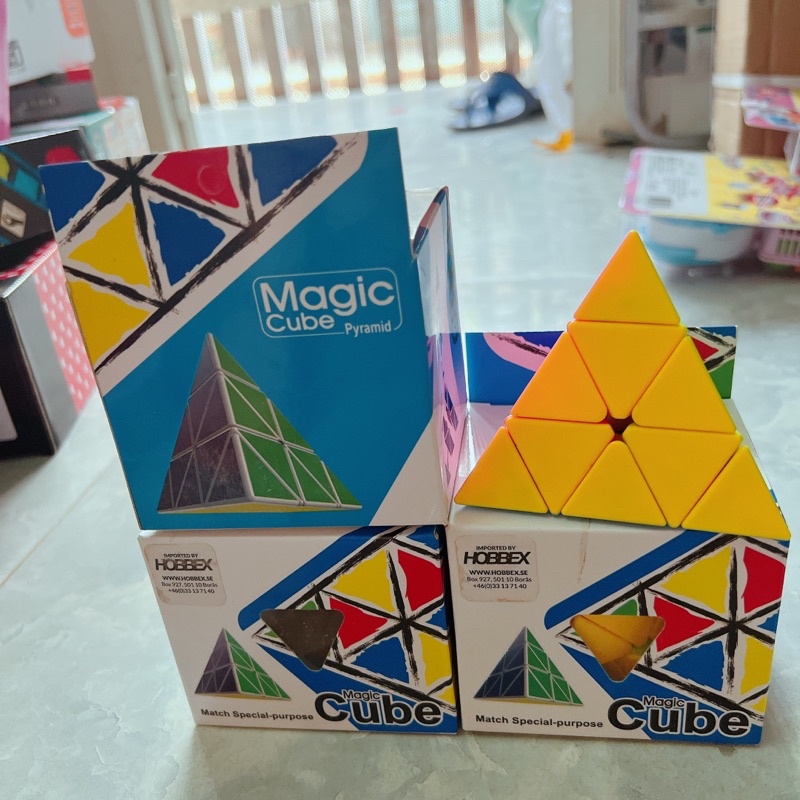 Rubik Biến Thể Fanxin Master Pyraminx 3*3 Pyramind 3 Tầng Rubic Tam Giác Đồ Chơi Trí Tuệ Trẻ Em