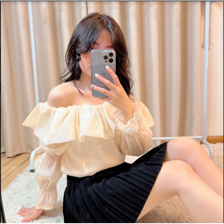 Áo trễ vai voan tay bồng