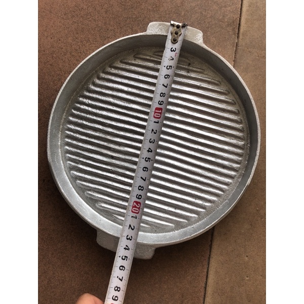 Đĩa gang nướng thịt 23cm