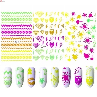 Miếng dán trang trí móng dạ quang phong cách Halloween độc đáo