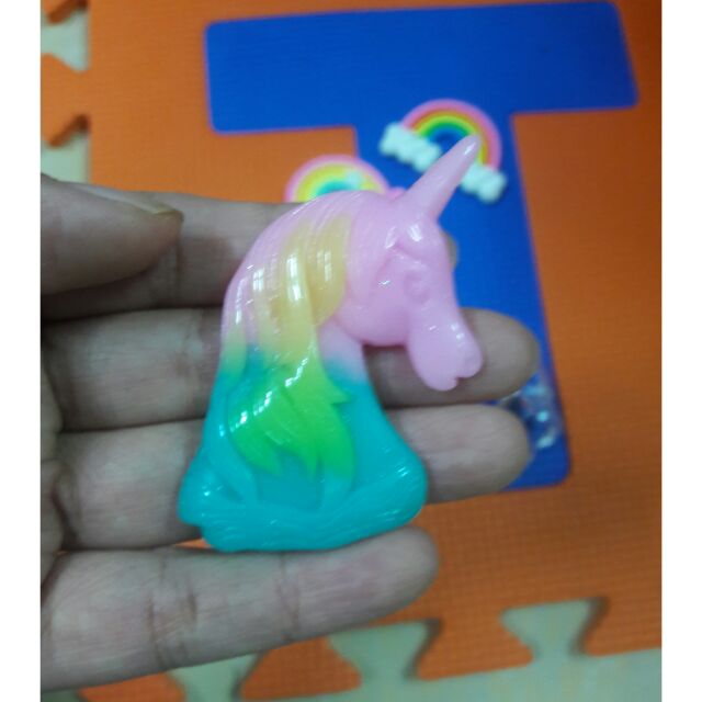 Charm unicorn size lớn
