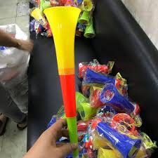 Kèn cỗ vũ bóng đá