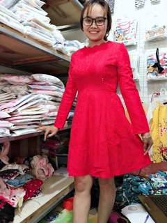 Váy ren cho con bú