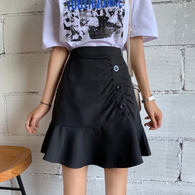 Chân váy đuôi cá cúc