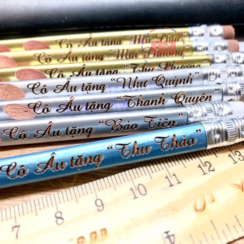 Bộ 10 bút chì khắc tên định vị theo yêu cầu, có đầu tẩy