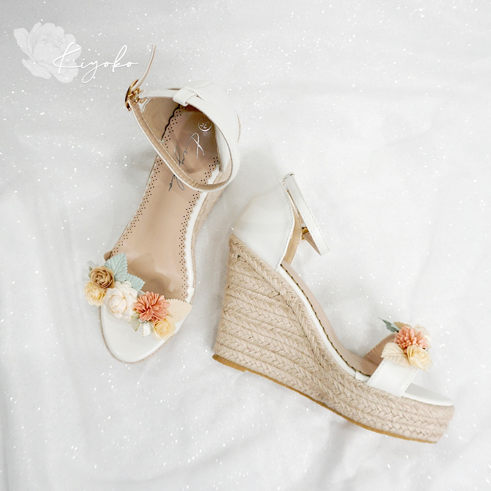 Giày cưới đế xuồng Kiyoko đính hoa màu pastel 11cm