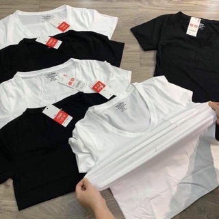Áo pull đen trắng cổ tim