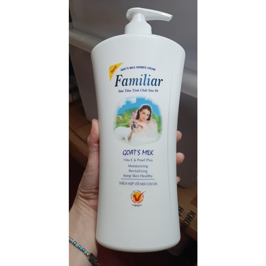 Sữa Tắm Tinh Chất Sữa Dê FAMILIAR 1100ml